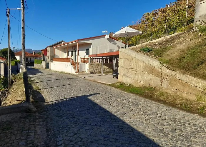 بيت للعطل House With Jacuzzi In - 70 M²