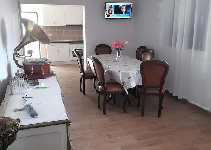 House With Jacuzzi In Atei - 70 M² Atei