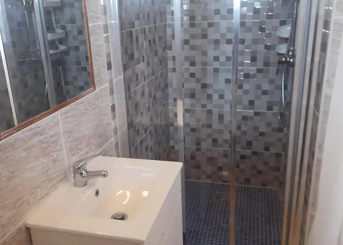 Prázdninový dům House With Jacuzzi In Atei - 70 M²