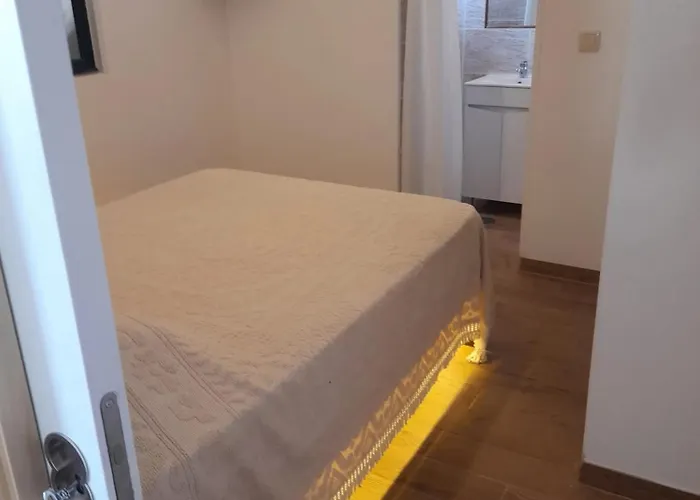 House With Jacuzzi In - 70 M² بيت للعطل Atei